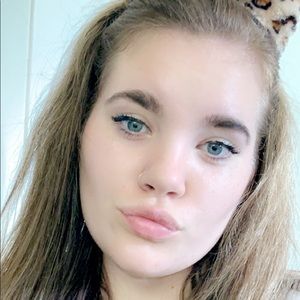 Meet your Posher, Mickayla